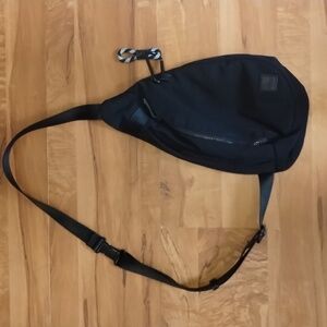 Aldo Mens Multifunctional Shoulder/Crossbody bag Black